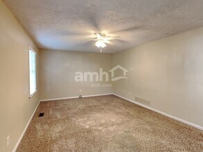 534 Matthew Dr in Canton, GA - Building Photo - Building Photo