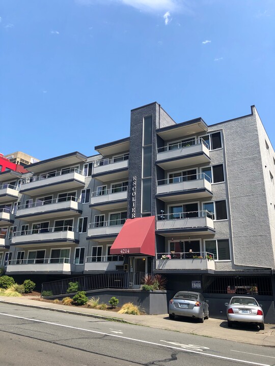 Escolier Apartments in Seattle, WA - Foto de edificio