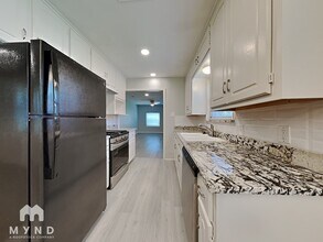 904 Redbud St in Crowley, TX - Building Photo - Building Photo