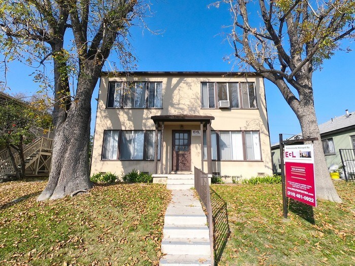 2807 Victory Blvd-Unit -C in Burbank, CA - Building Photo