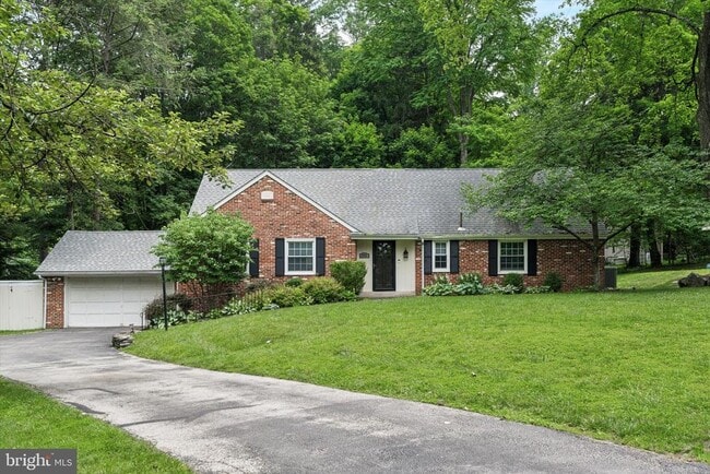 property at 903 Sulgrave Ln