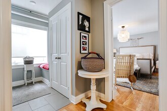 56 Sweetnam Dr in Ottawa, ON - Building Photo - Building Photo