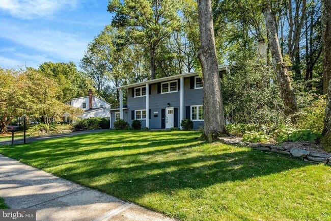 property at 6805 Reynard Dr