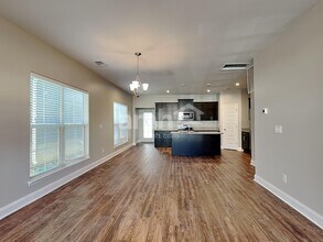 5340 Tupelo St in Nashville, TN - Foto de edificio - Building Photo