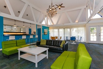 Miamisburg by the Mall in Miamisburg, OH - Foto de edificio - Interior Photo