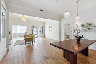27 NE 49th St in Miami, FL - Building Photo - Building Photo