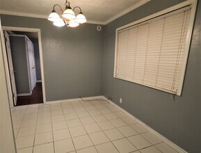 2708 Avenue N in Nederland, TX - Building Photo - Building Photo