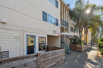 1722 27th Avenue in Oakland, CA - Building Photo - Building Photo