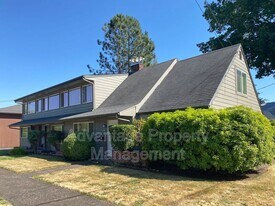 2662 NW Tyler Ave in Corvallis, OR - Building Photo