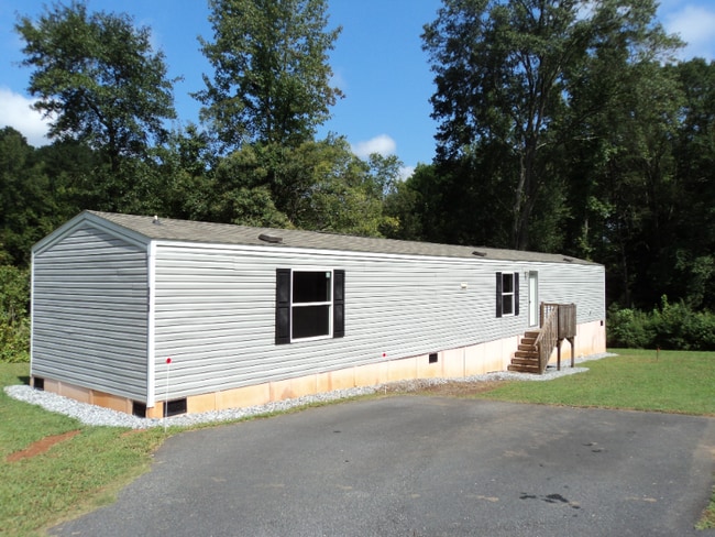 318 Bridges St in Inman, SC - Building Photo - Building Photo