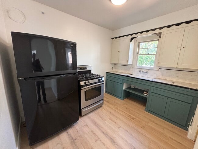 2896 Coloma St in Placerville, CA - Foto de edificio - Building Photo