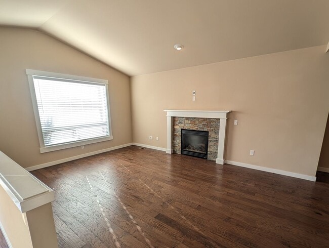 21408 40th Ct W in Mountlake Terrace, WA - Building Photo - Building Photo