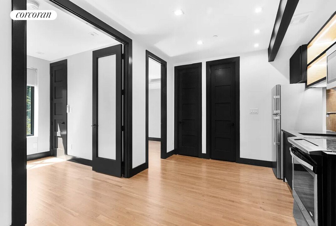 568 Lafayette Ave in Brooklyn, NY - Building Photo