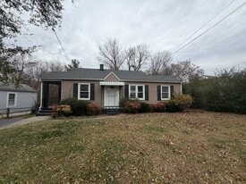 1751 Pexton Ave in Salem, VA - Building Photo