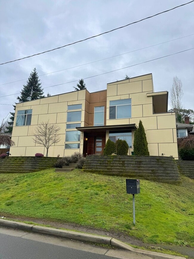 property at 7528 21st Ave SW