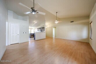 18615 N 30th Pl in Phoenix, AZ - Building Photo - Building Photo