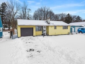 941 Jamesville Ave in Syracuse, NY - Foto de edificio - Building Photo