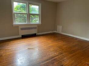720 Burnside St in Orange, NJ - Building Photo - Building Photo