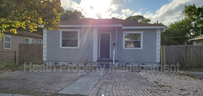 property at 1425 40th St S
