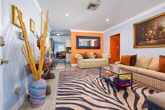 145 SE 3rd Ave in Boynton Beach, FL - Building Photo - Building Photo