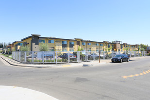 Los Olivos Apartments