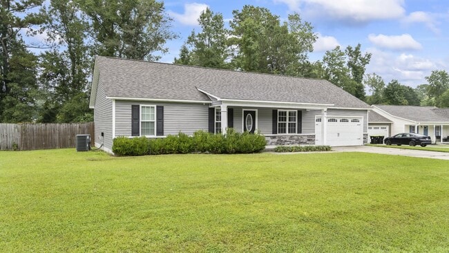 105 Hawsboro Ct in Jacksonville, NC - Building Photo - Building Photo