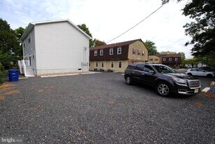 119-121 W 3rd St in Moorestown, NJ - Building Photo