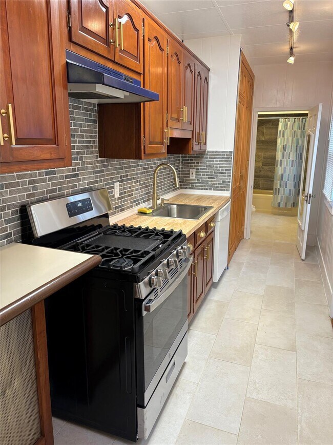 62 S Washington St in Tarrytown, NY - Building Photo - Building Photo
