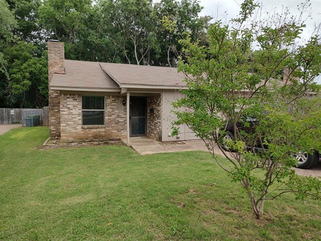 property at 902 Meadowbrook Dr