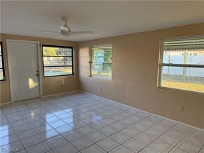 234 Oakside St in Lehigh Acres, FL - Building Photo - Building Photo