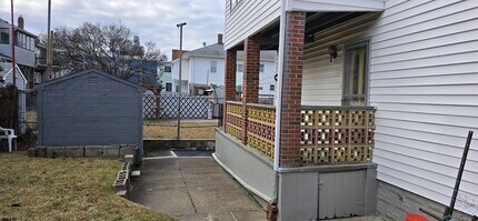 122 Bowdoin St in Medford, MA - Building Photo - Building Photo
