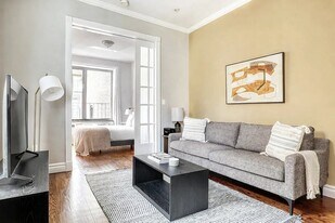 290 W 12th St, Unit 2B in New York, NY - Building Photo