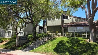 1333 N Camino Alto in Vallejo, CA - Building Photo