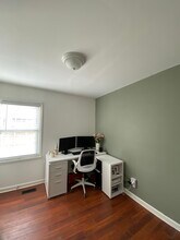 708 Ileagnes Rd in Raleigh, NC - Building Photo - Building Photo