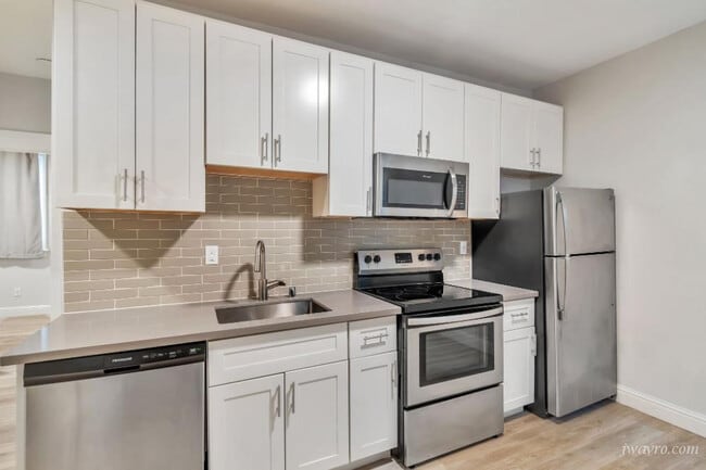 property at 1373 Clay St
