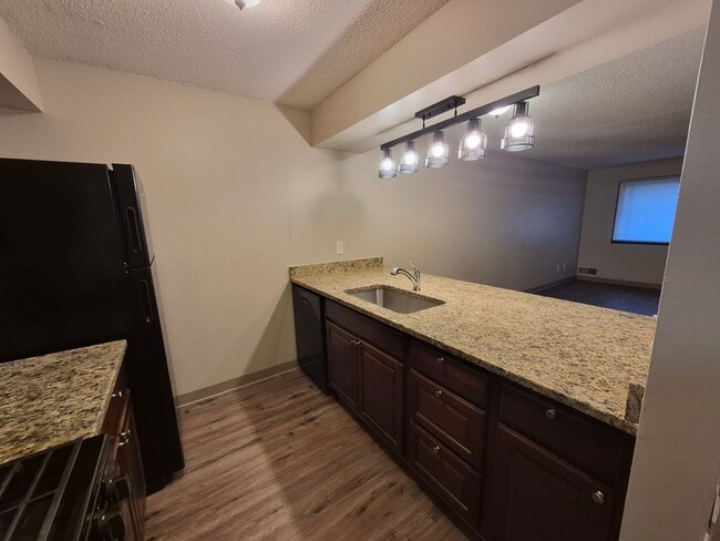 property at 1108-1110 E McKinley Ave