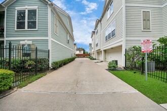 1818 Wheeler Ave in Houston, TX - Building Photo - Building Photo