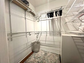 1001 7th St in Miami Beach, FL - Building Photo - Building Photo