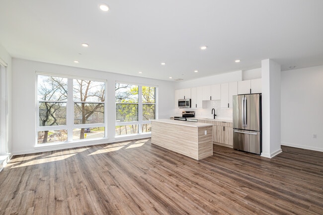 The Rail at Bound Brook in Bound Brook, NJ - Building Photo - Interior Photo