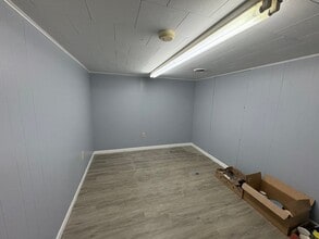 661 Reynoldswood Rd, Unit 1 in Dixon, IL - Building Photo - Building Photo