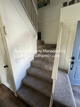 1675 Vernon St in Roseville, CA - Foto de edificio - Building Photo