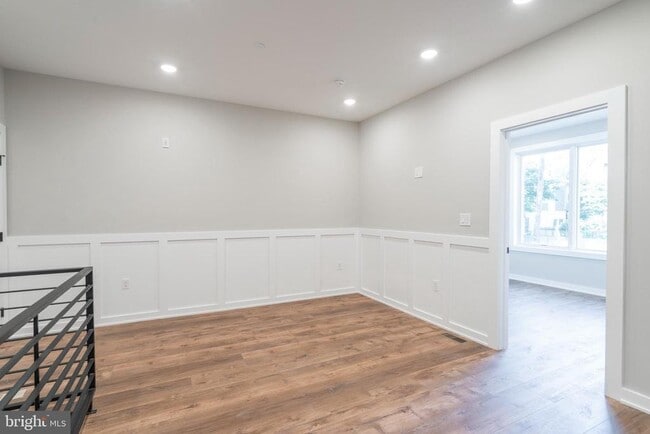 435 N 35th St in Philadelphia, PA - Foto de edificio - Building Photo