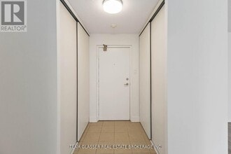 560 Proudfoot Ln in London, ON - Building Photo - Building Photo