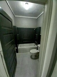 2308 Morgan St photo'