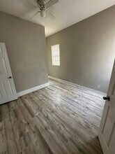 1058 Dixie Hwy in Louisville, KY - Building Photo - Building Photo
