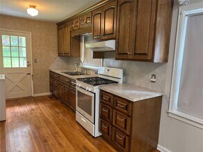 787 Catherine St in Forest Park, GA - Building Photo - Building Photo