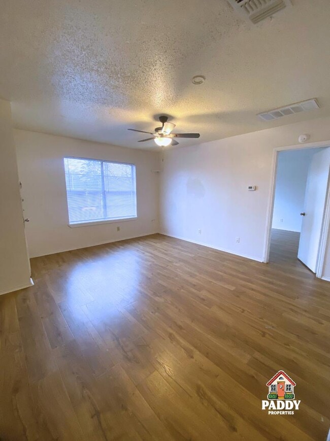 1305 S Jefferson Ave