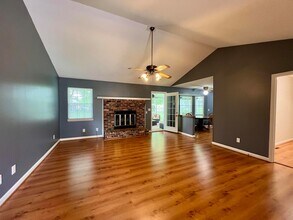 5648 Tucker Rd in Collegedale, TN - Building Photo - Building Photo