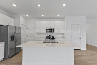 15274 Farrington Rd in Fishers, IN - Building Photo - Building Photo