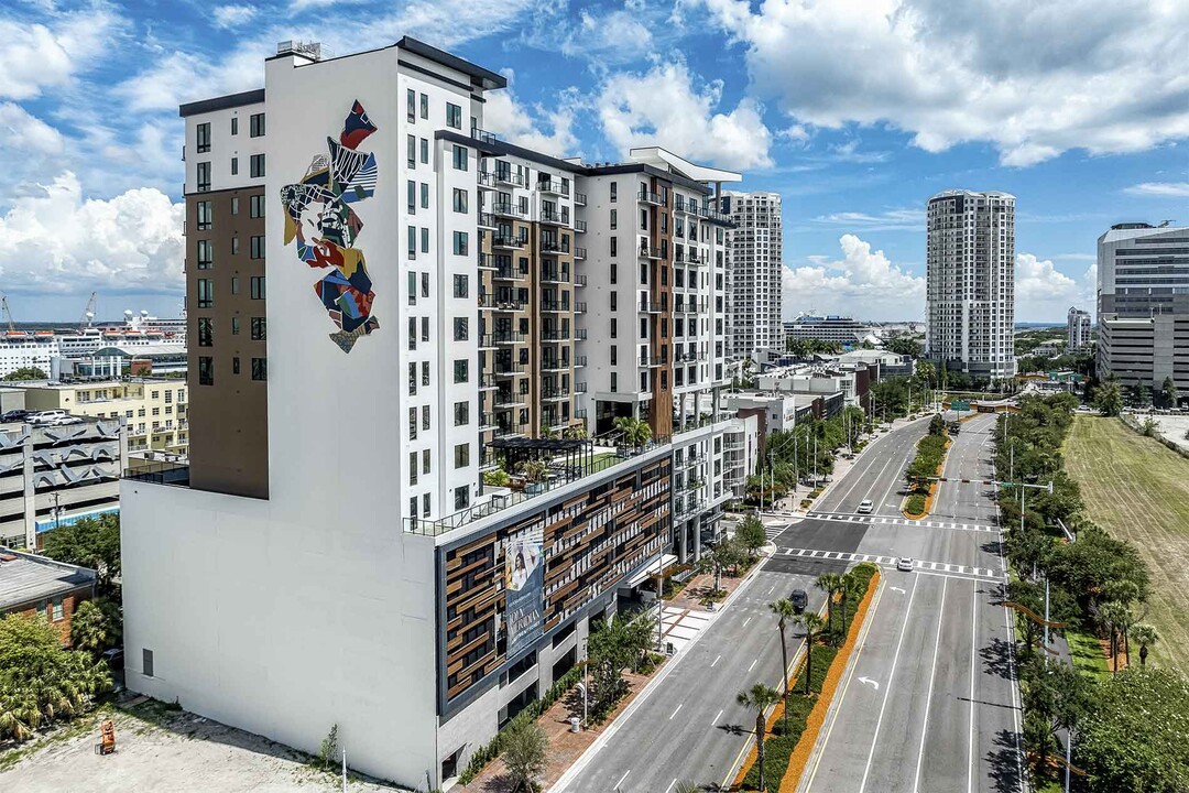 101 N Meridian in Tampa, FL - Building Photo